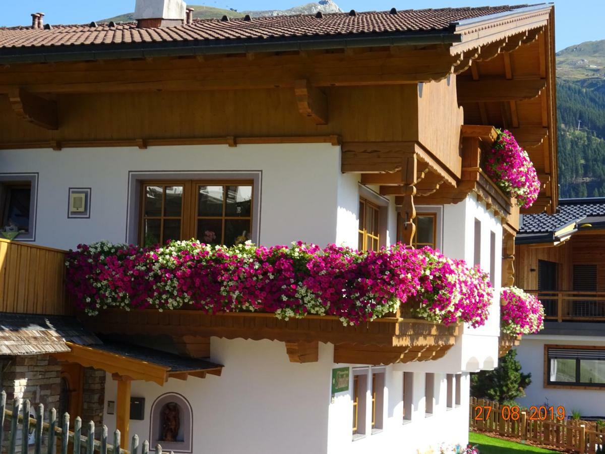 Haus Anna Apartment Tux Exterior photo